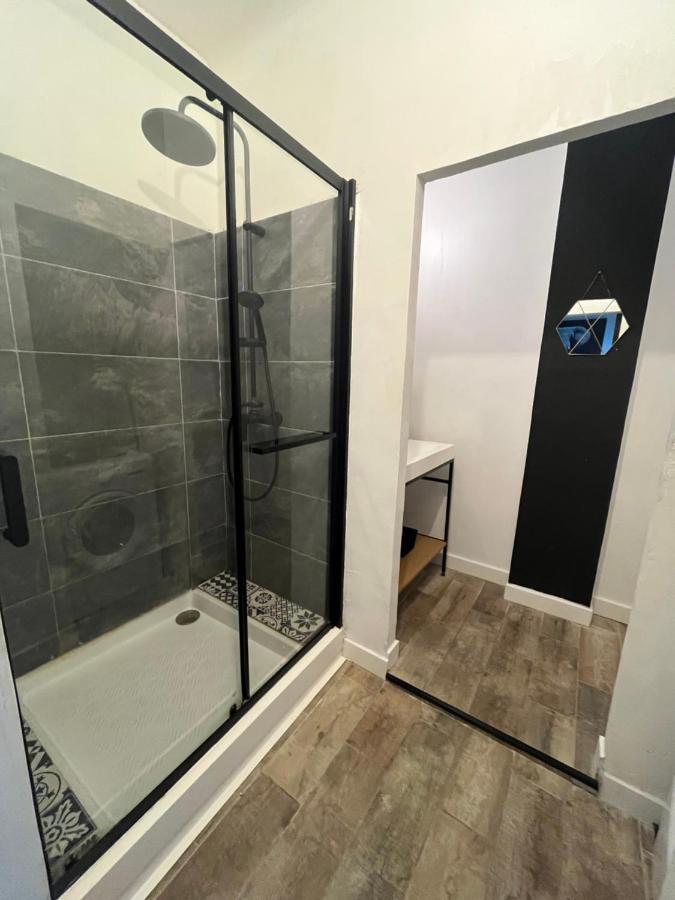 L'Eden - Joli Studio En Centre Ville Nîmes Eksteriør bilde