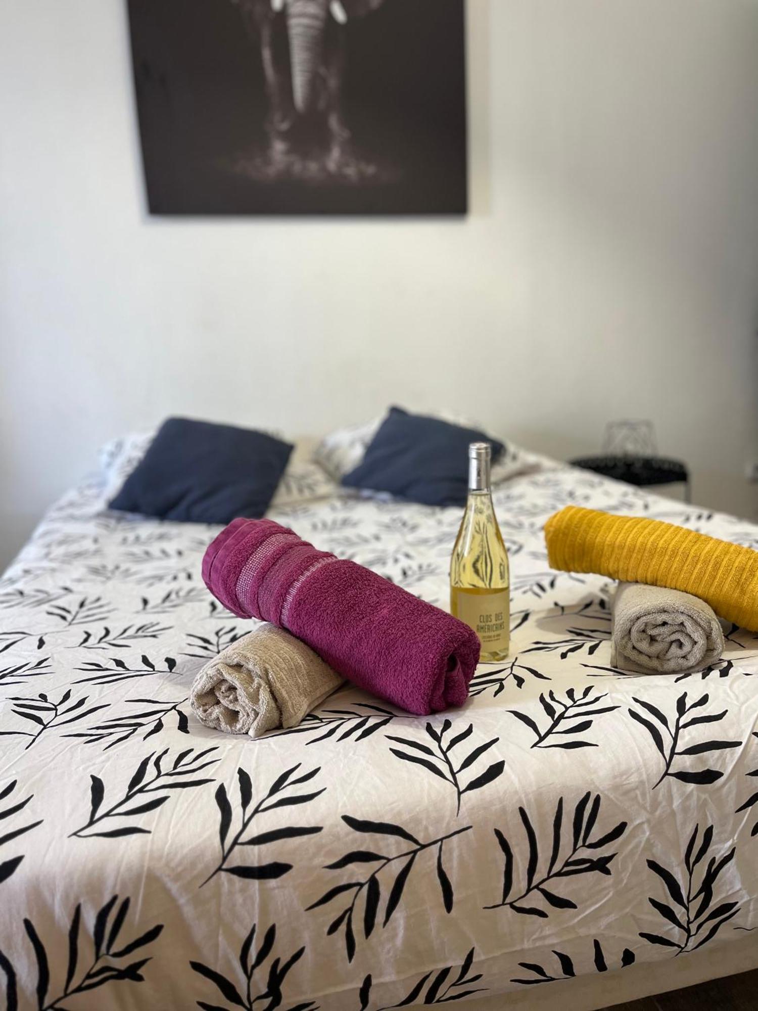 L'Eden - Joli Studio En Centre Ville Nîmes Eksteriør bilde